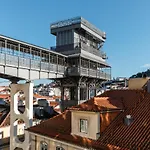 Carmo Apartments