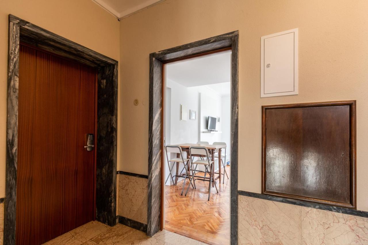 Apartment Carmo Lissabon